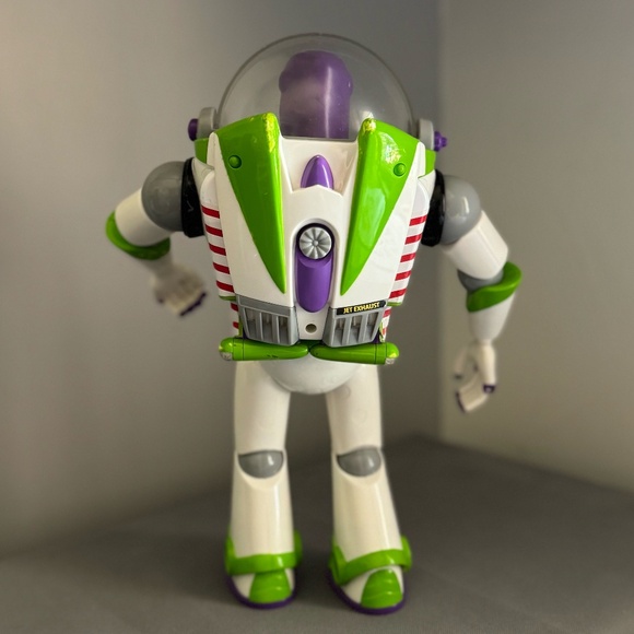 Talking Buzz Lightyear - Picture 7 of 10